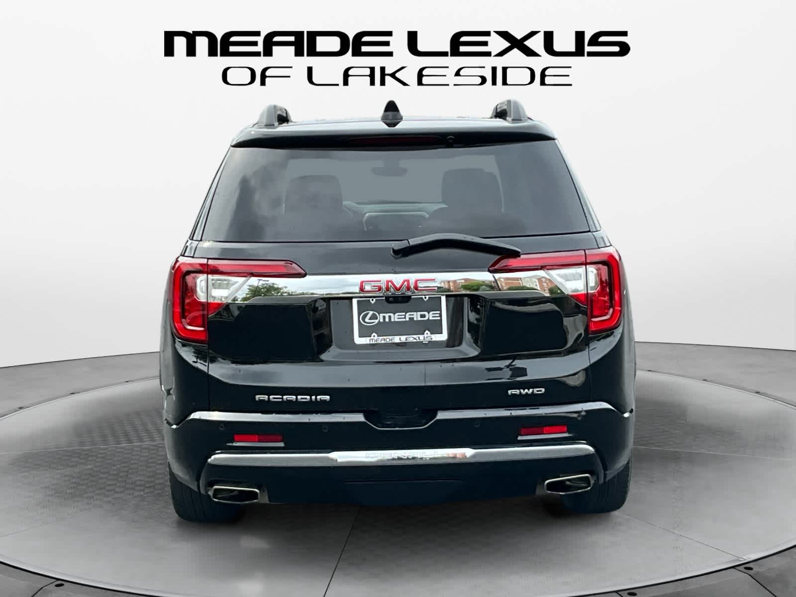 2020 GMC Acadia Denali