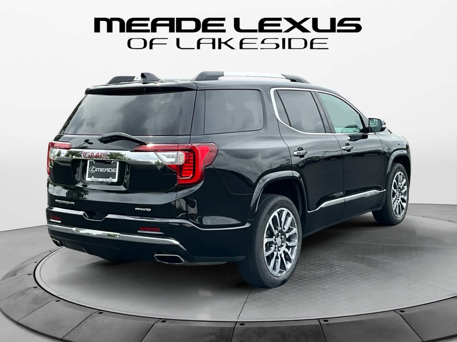 2020 GMC Acadia Denali