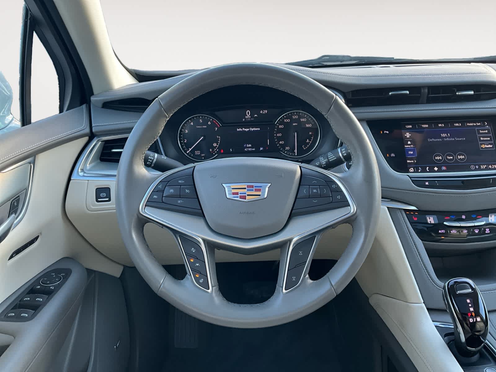 2022 Cadillac XT5 FWD Premium Luxury