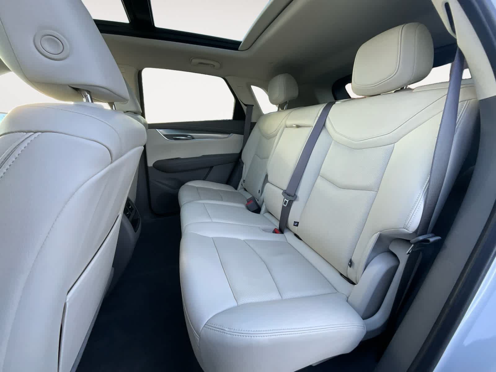 2022 Cadillac XT5 FWD Premium Luxury