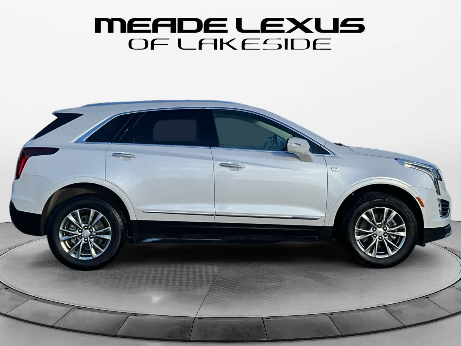 2022 Cadillac XT5 FWD Premium Luxury