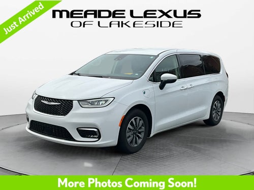 2023 Chrysler Pacifica Hybrid Touring L