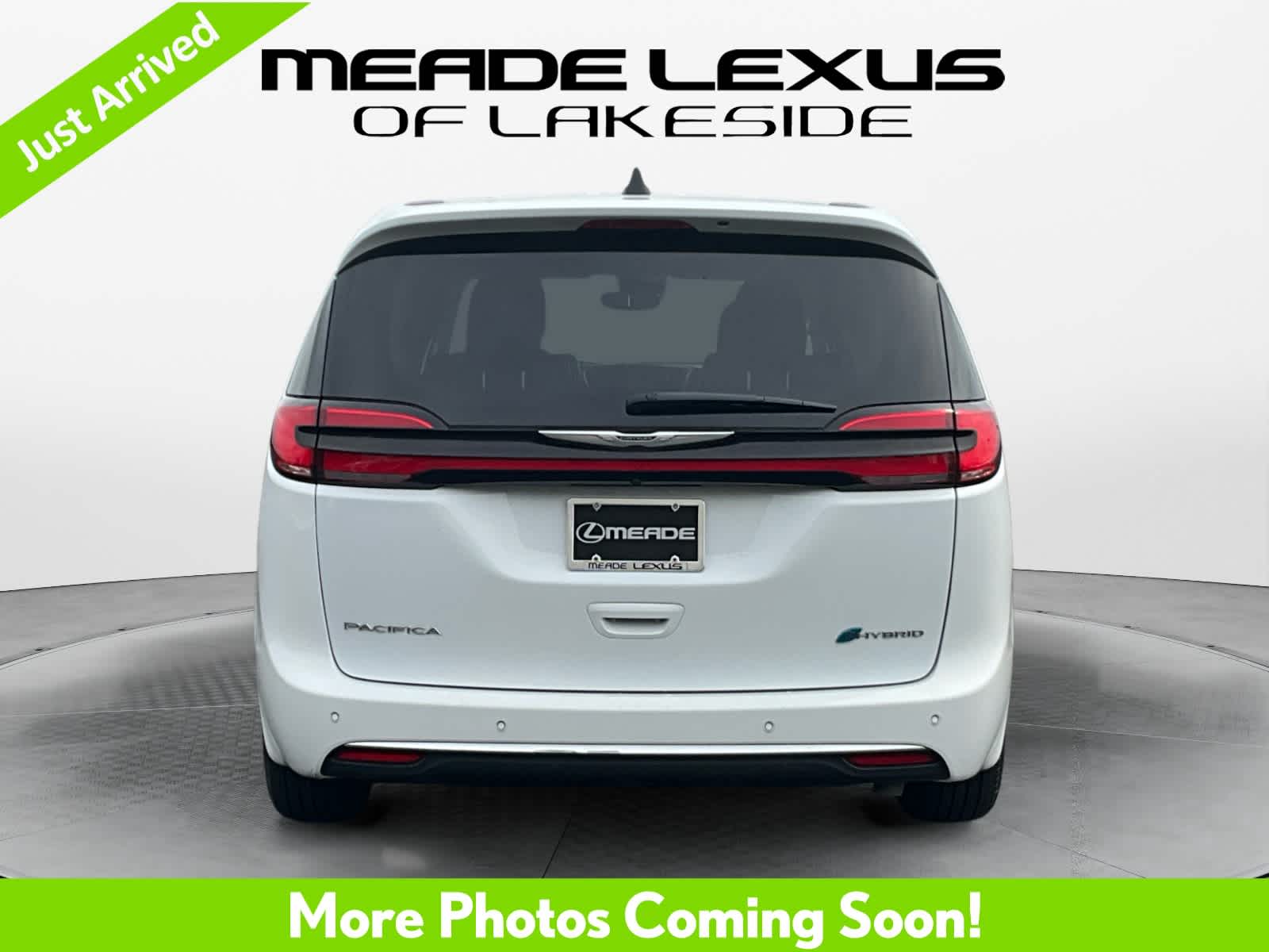 2023 Chrysler Pacifica Hybrid Touring L