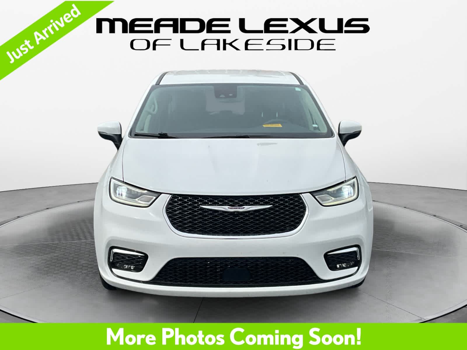 2023 Chrysler Pacifica Hybrid Touring L