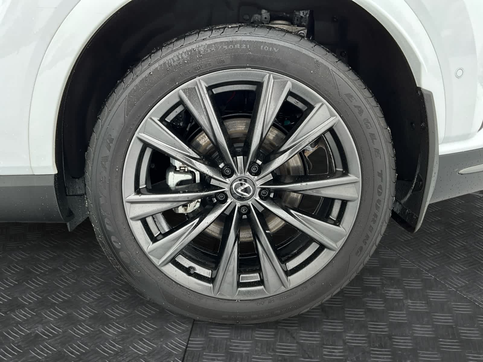 2024 Lexus RX F SPORT Handling