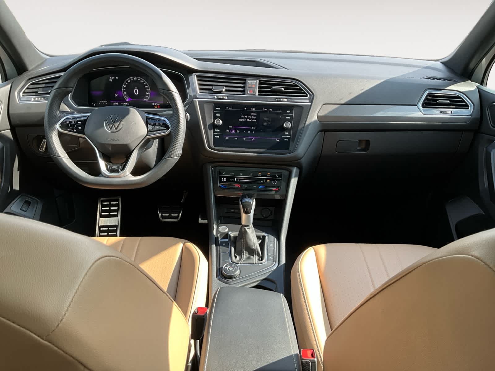 2024 Volkswagen Tiguan SE R-Line Black