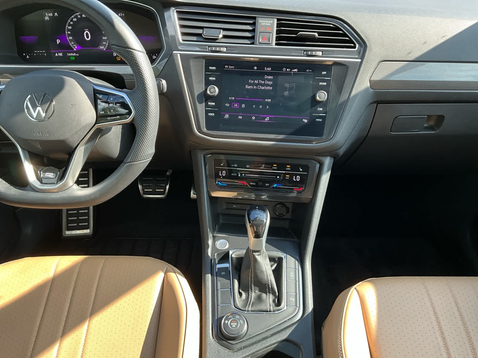 2024 Volkswagen Tiguan SE R-Line Black