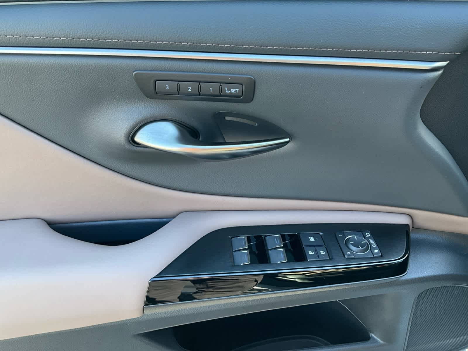 2025 Lexus ES 350 ES 350