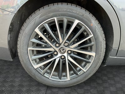2025 Lexus ES 350 ES 350
