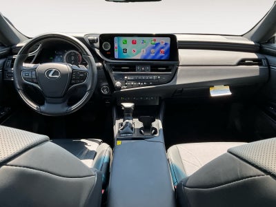 2025 Lexus ES 300h Luxury