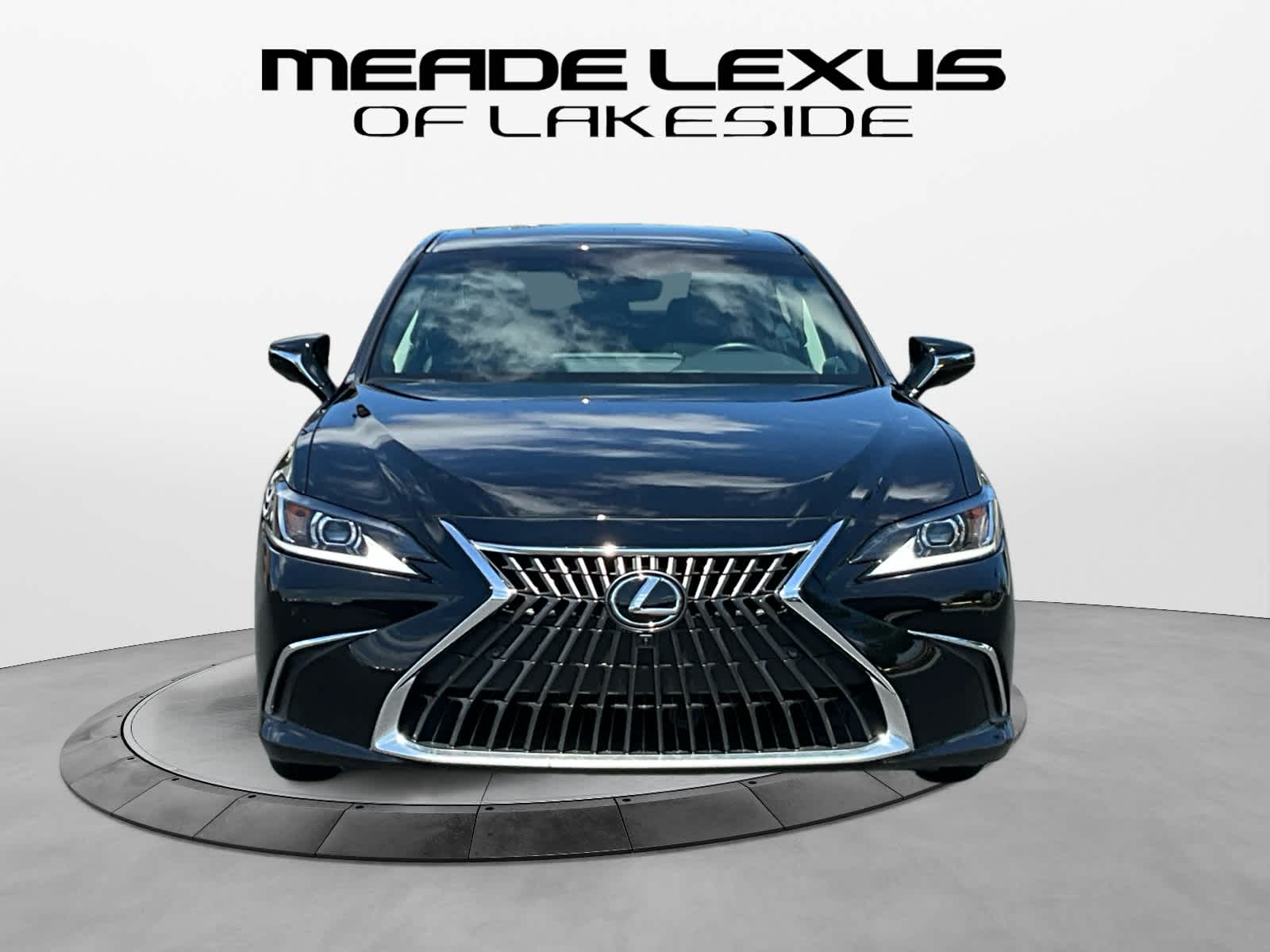 2025 Lexus ES 300h Luxury