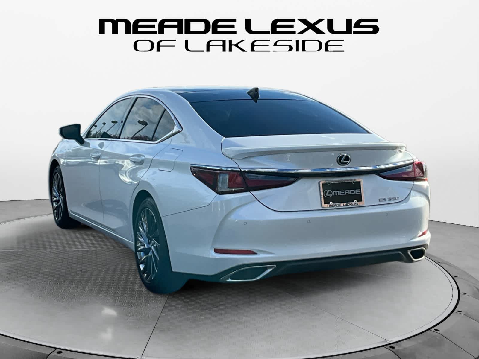 2025 Lexus ES 350 Ultra Luxury