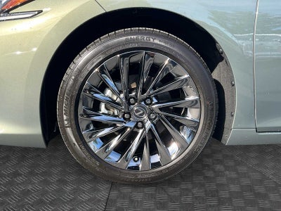2025 Lexus ES 350 Ultra Luxury