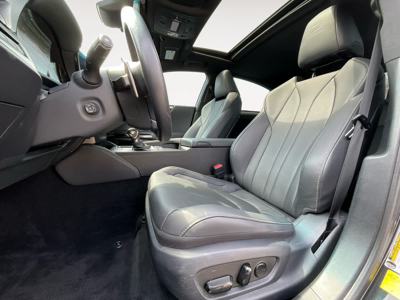 2023 Lexus ES 350 F SPORT Handling