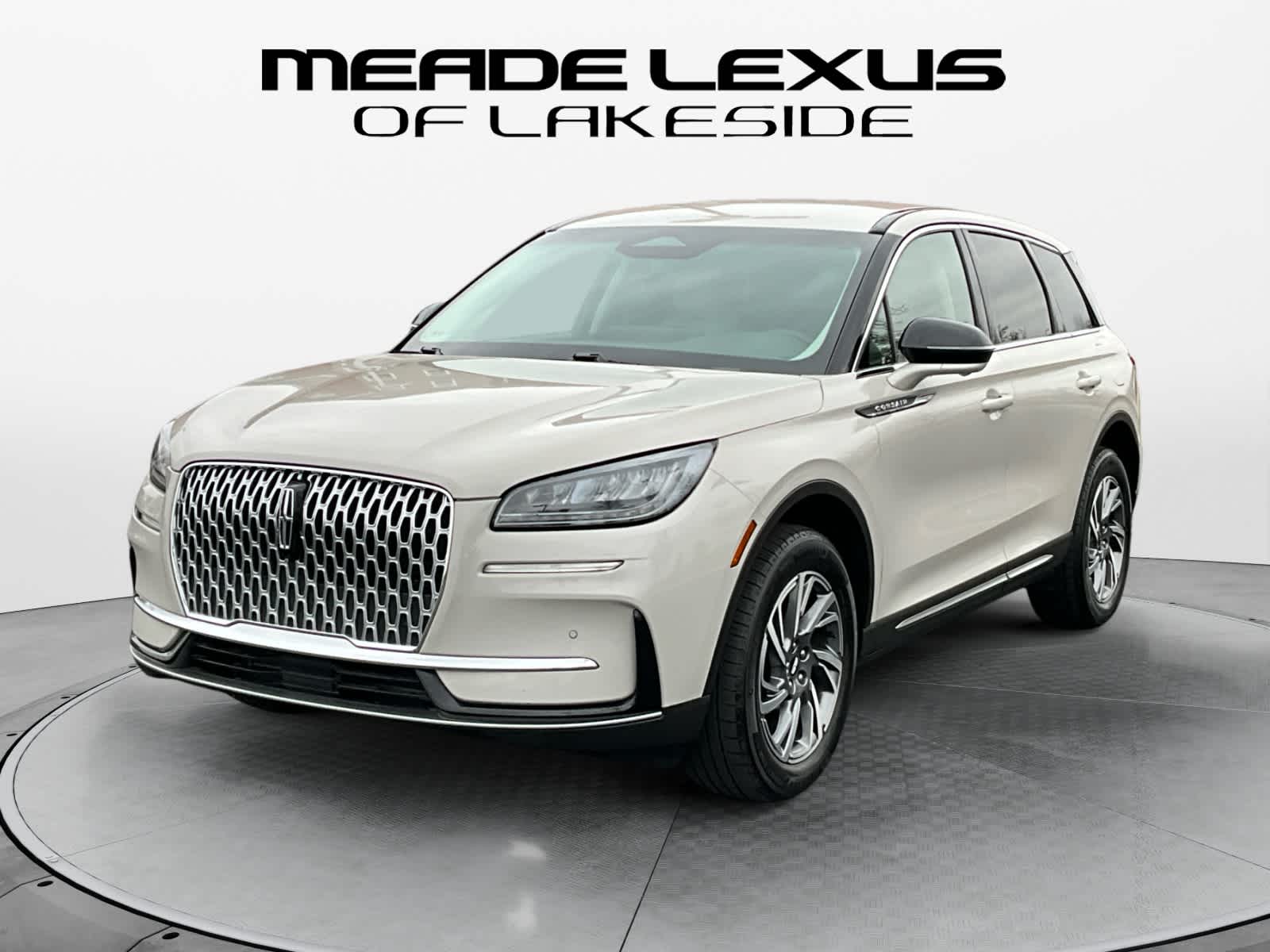 2023 Lincoln Corsair Standard