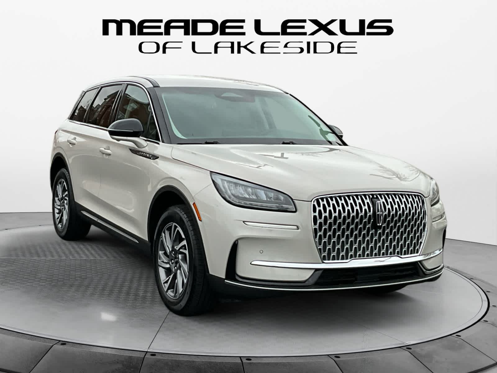 2023 Lincoln Corsair Standard