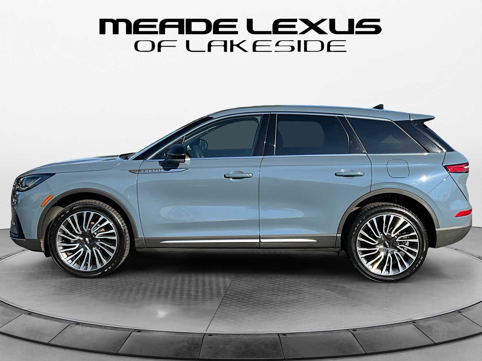 2023 Lincoln Corsair Standard