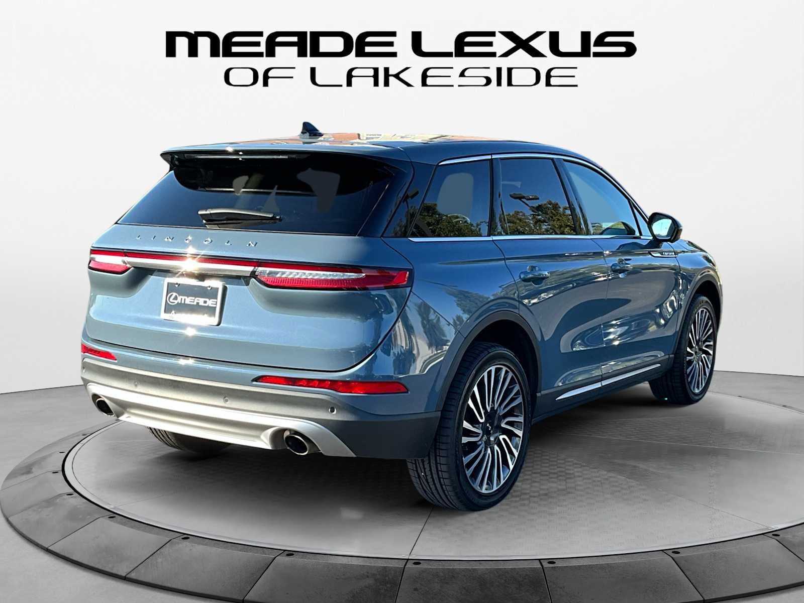 2023 Lincoln Corsair Standard