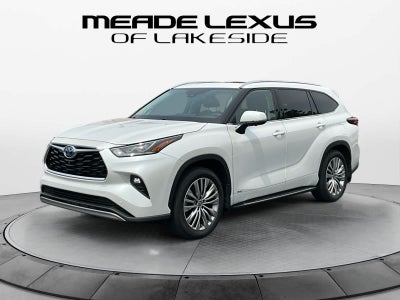 2024 Toyota Highlander Hybrid Platinum
