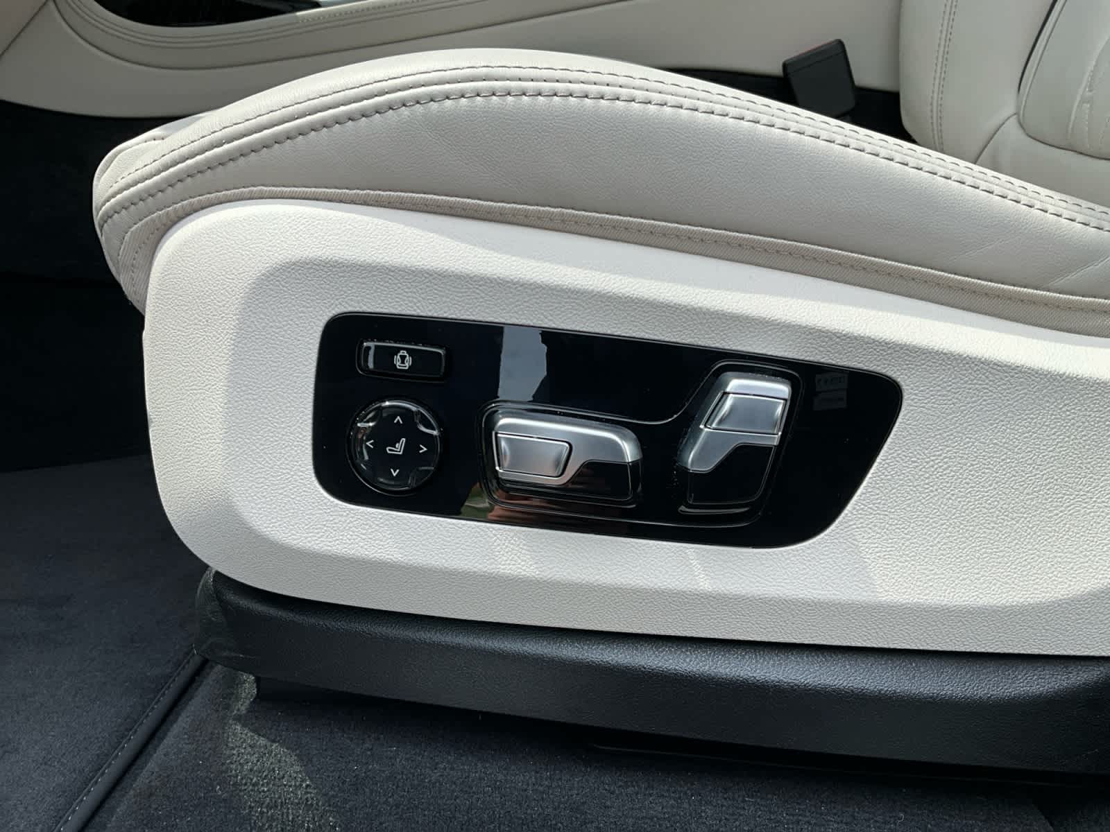 2026 BMW X7 xDrive40i xDrive40i