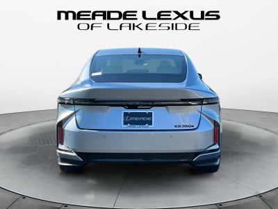 2026 Lexus ES 350e Luxury