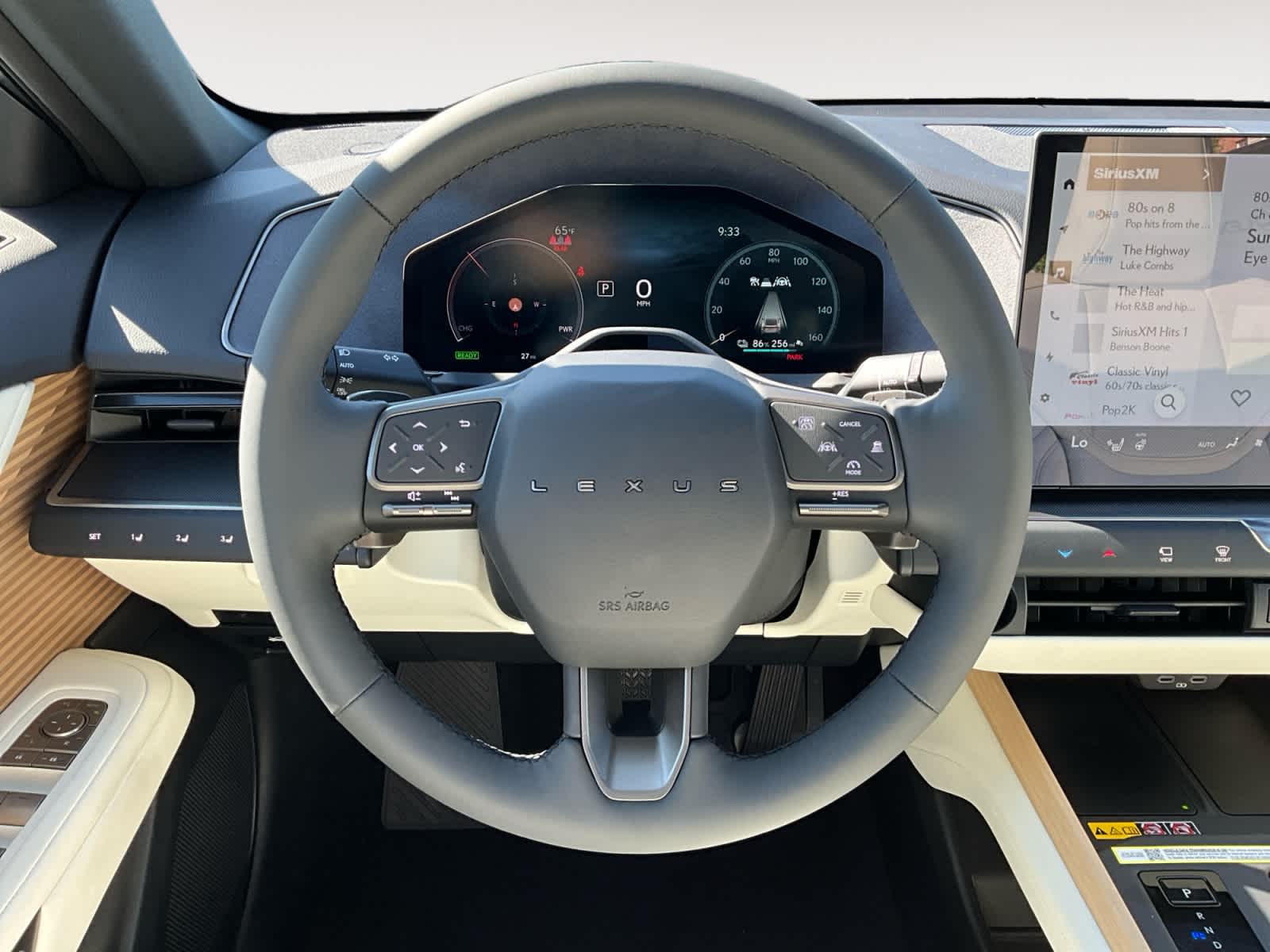 2026 Lexus ES 350e Luxury
