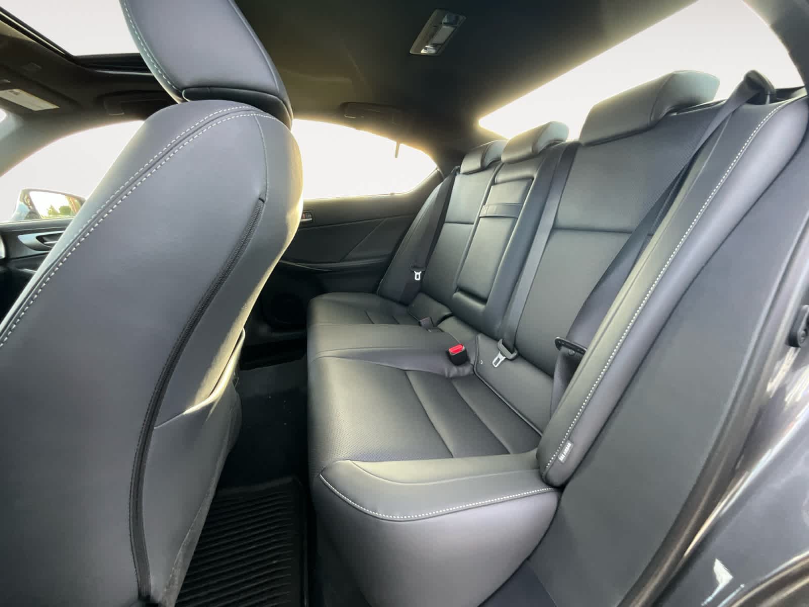 2026 Lexus IS 350 F SPORT Design