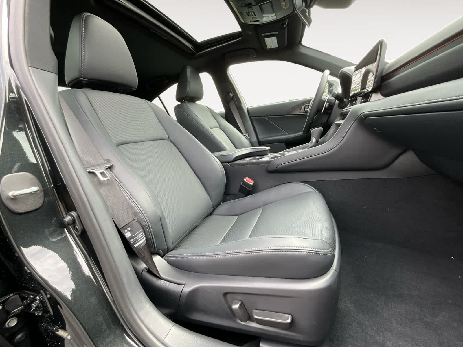 2026 Lexus IS 350 F SPORT Design