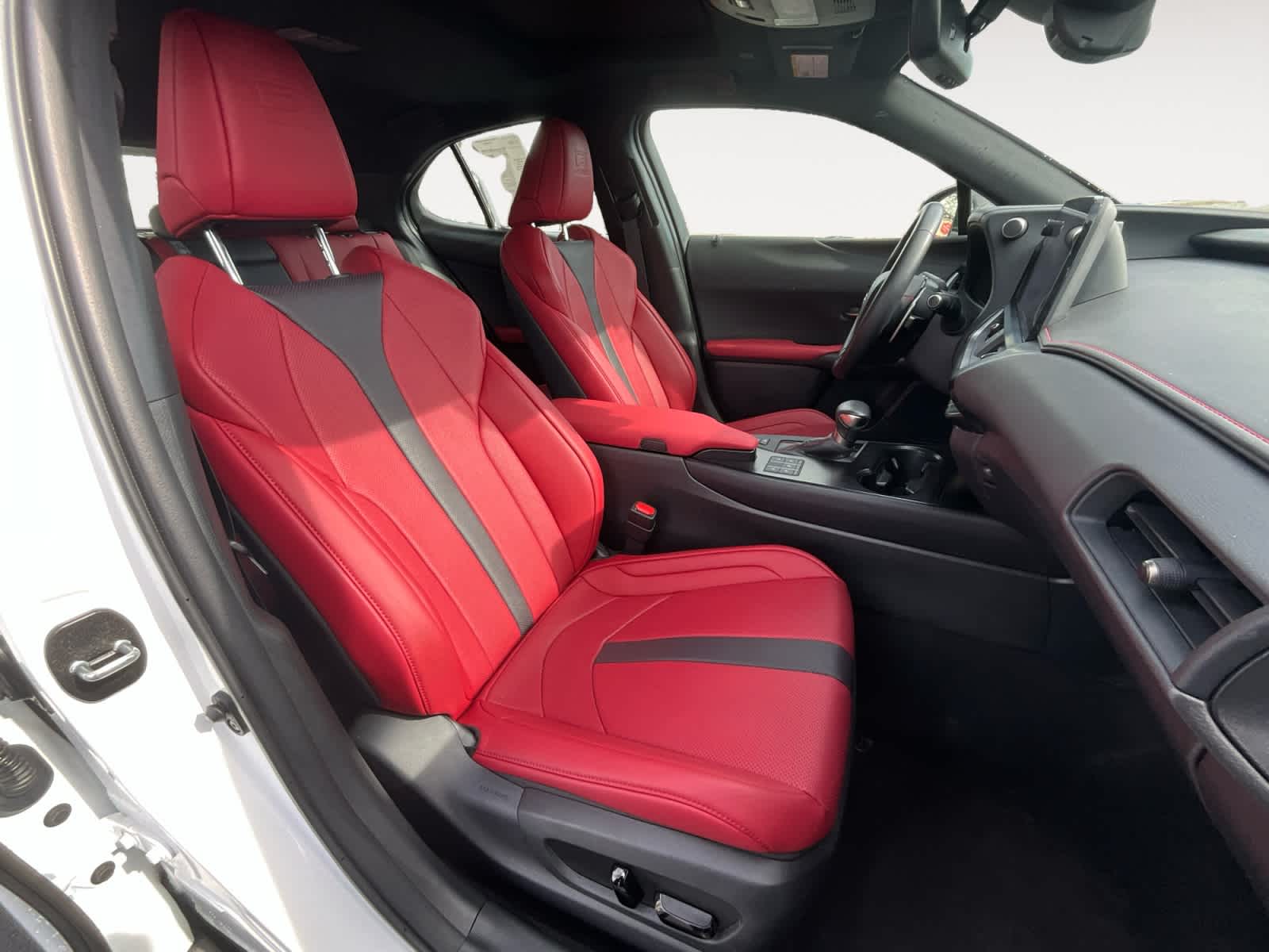 2024 Lexus UX F SPORT Handling