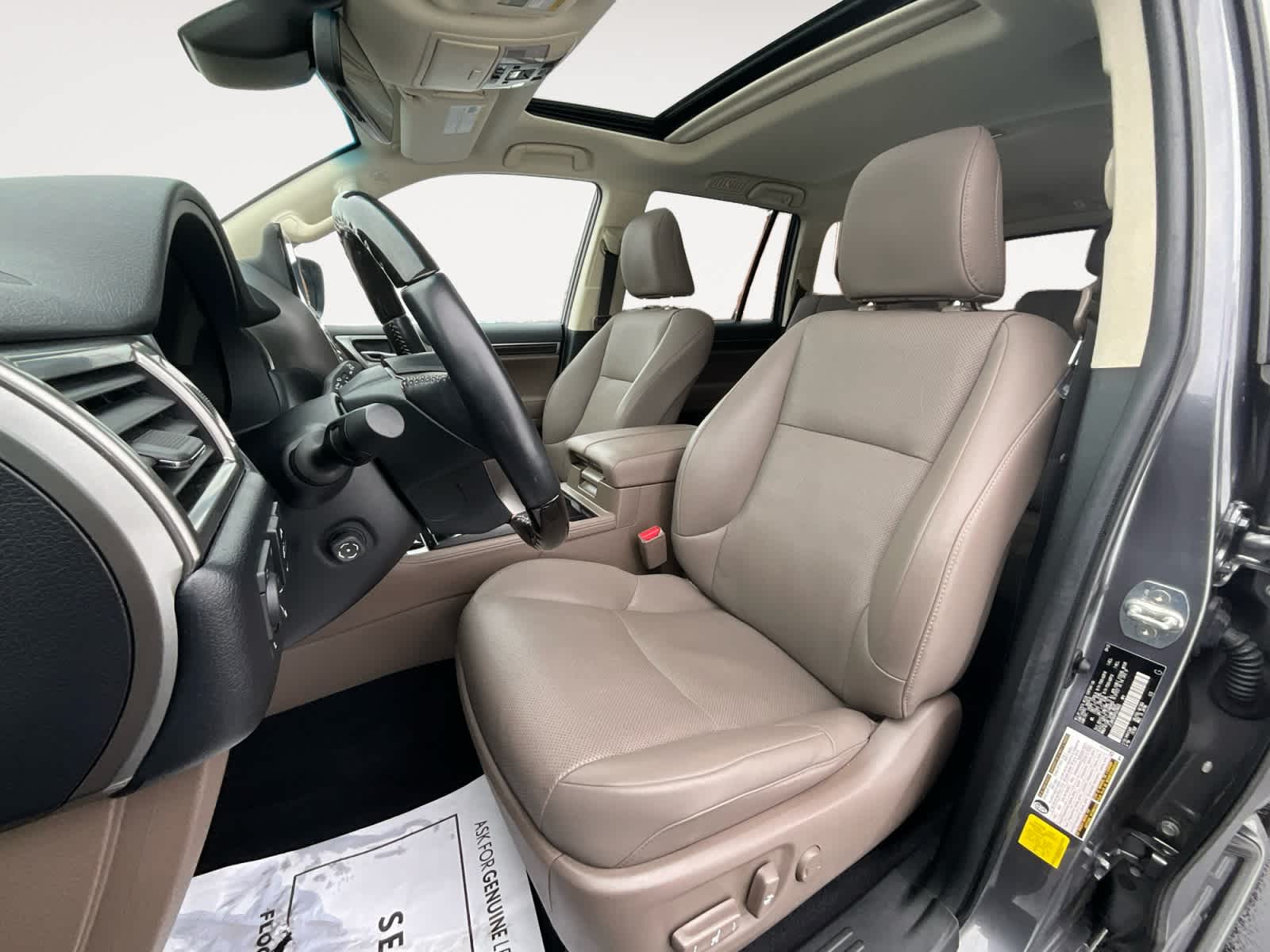 2023 Lexus GX Premium