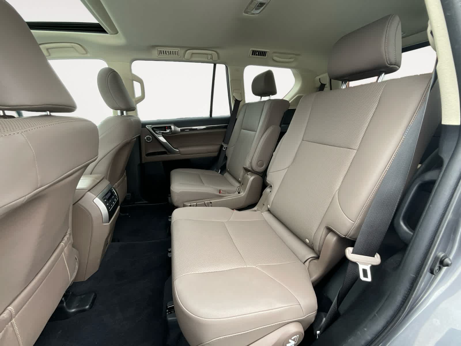 2023 Lexus GX Premium