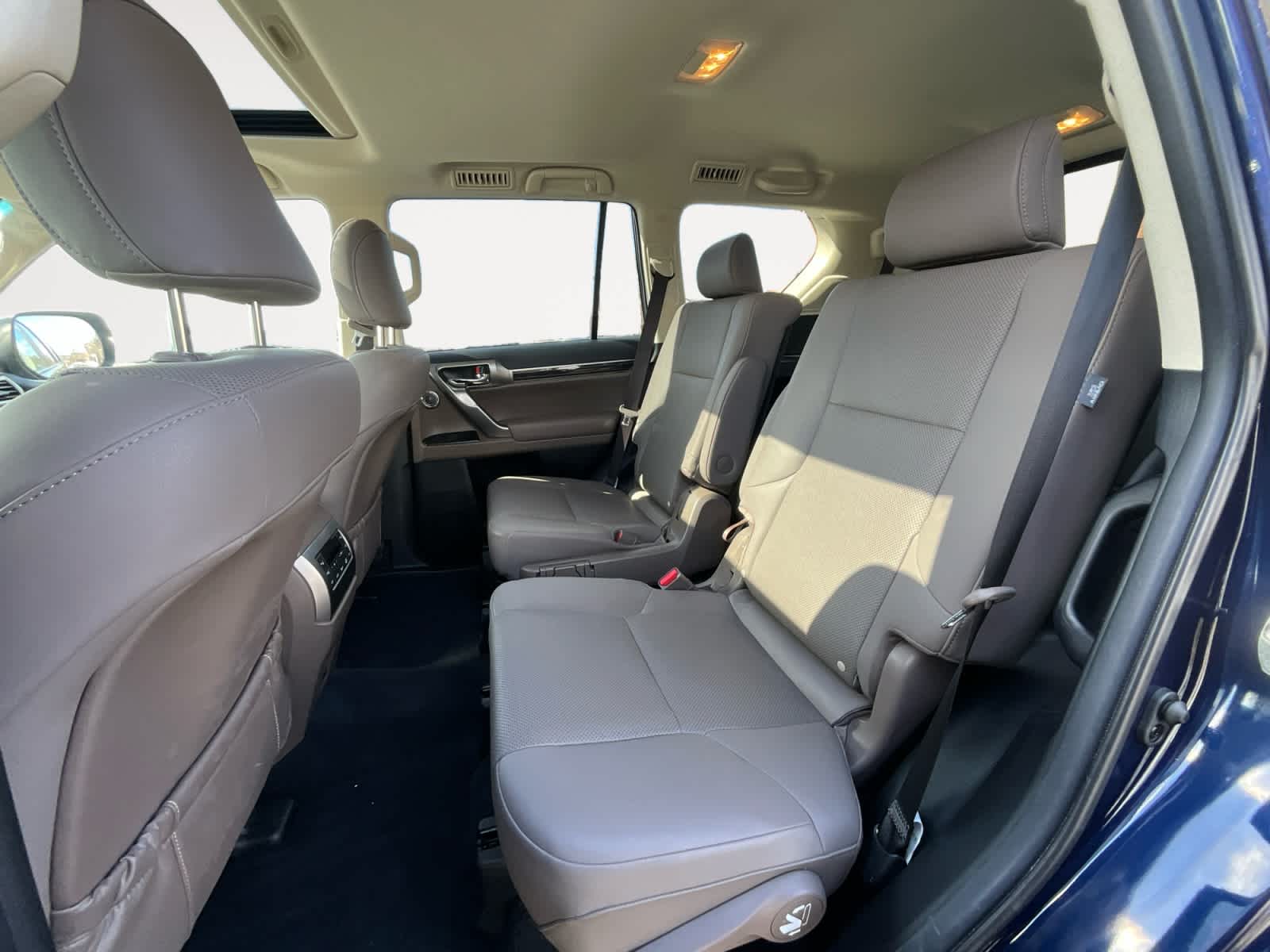 2023 Lexus GX Premium