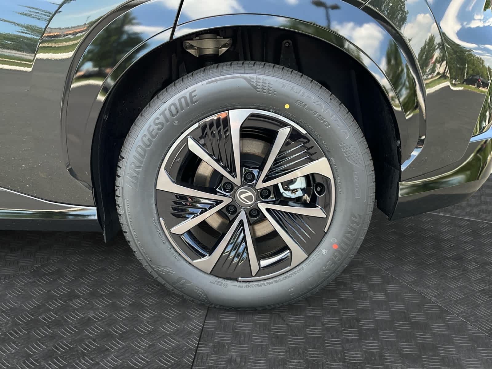 2026 Lexus RZ 550e RZ 450e