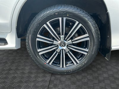 2020 Lexus LX 570 LX 570