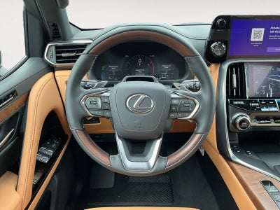 2026 Lexus LX 700h Luxury