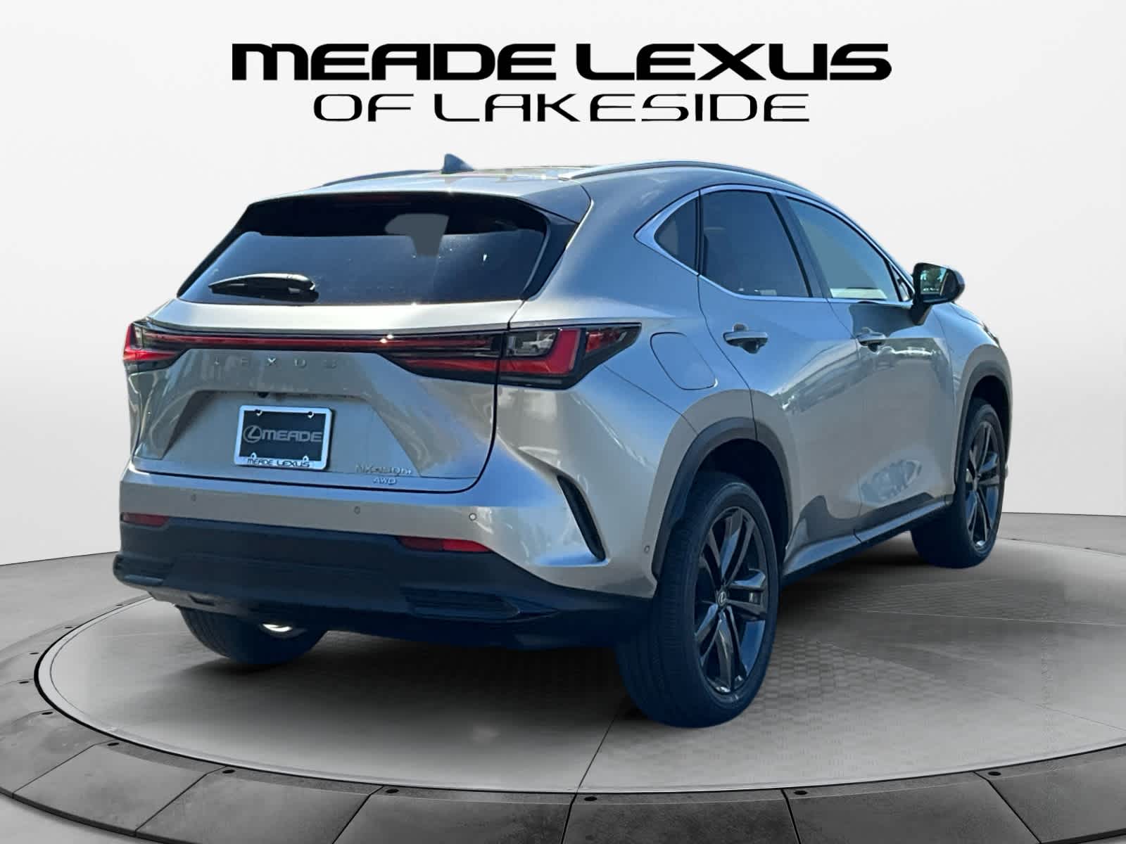 2026 Lexus NX 450h+ Luxury