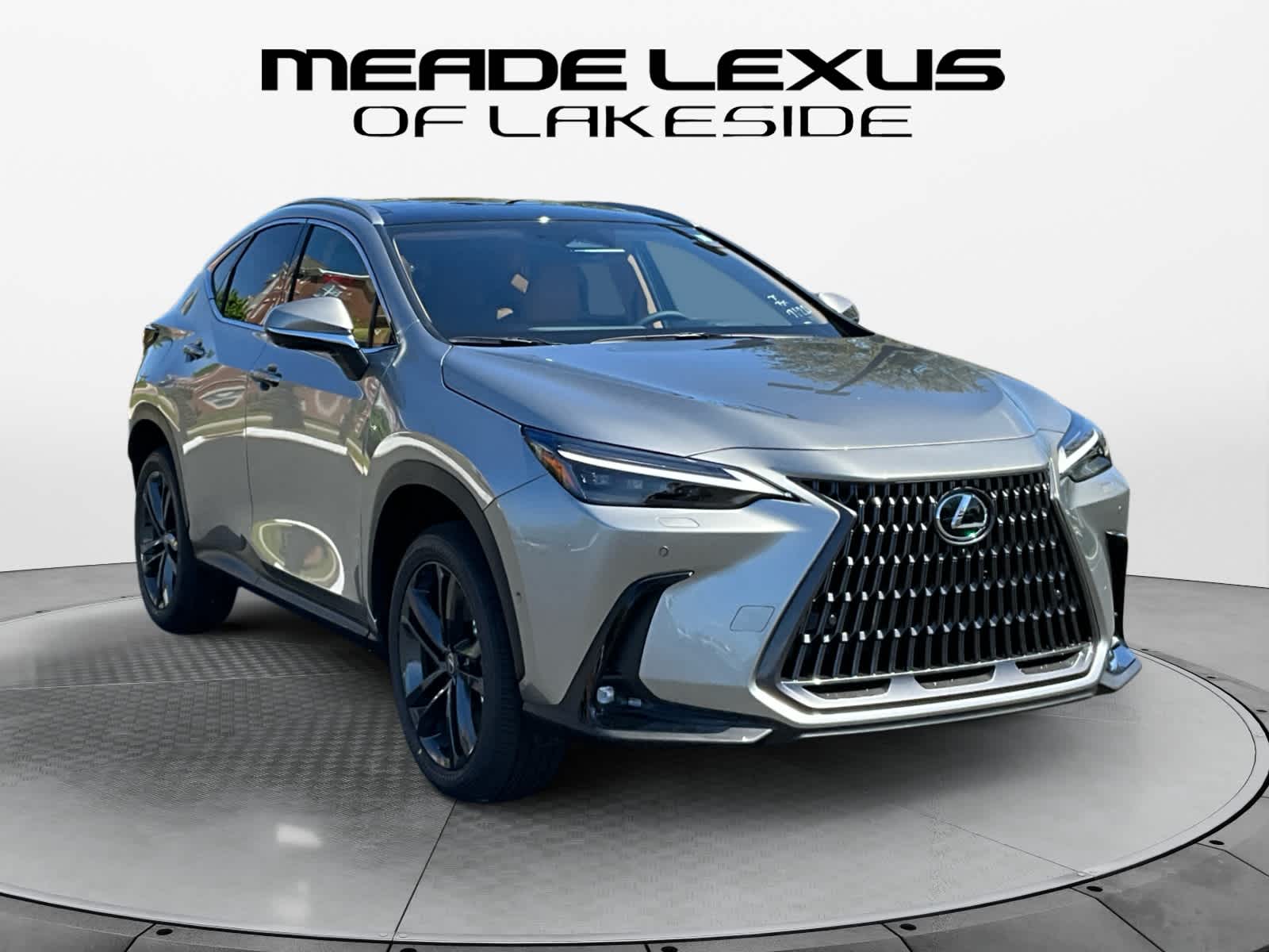 2026 Lexus NX 450h+ Luxury