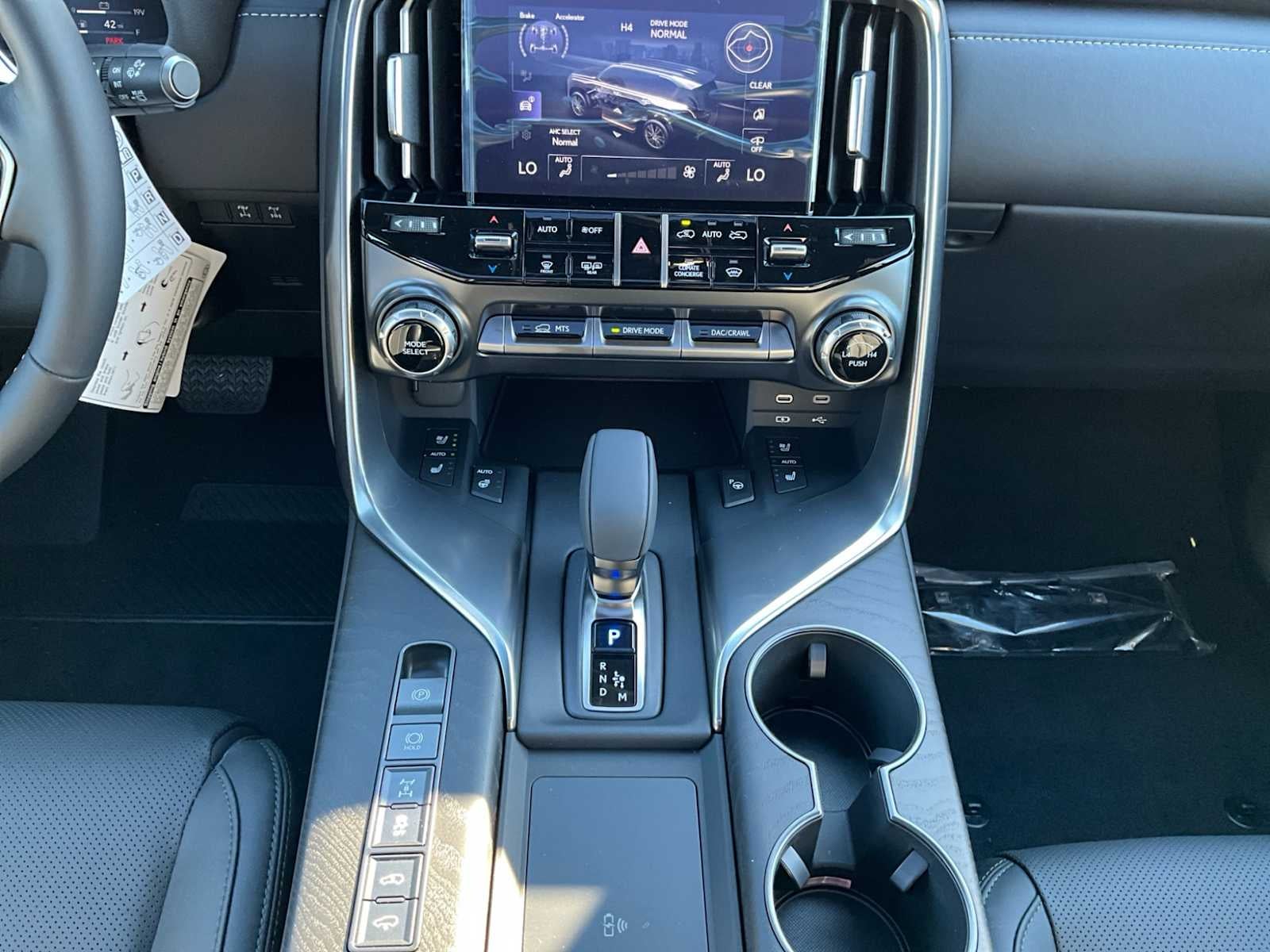2026 Lexus LX 700h Overtrail