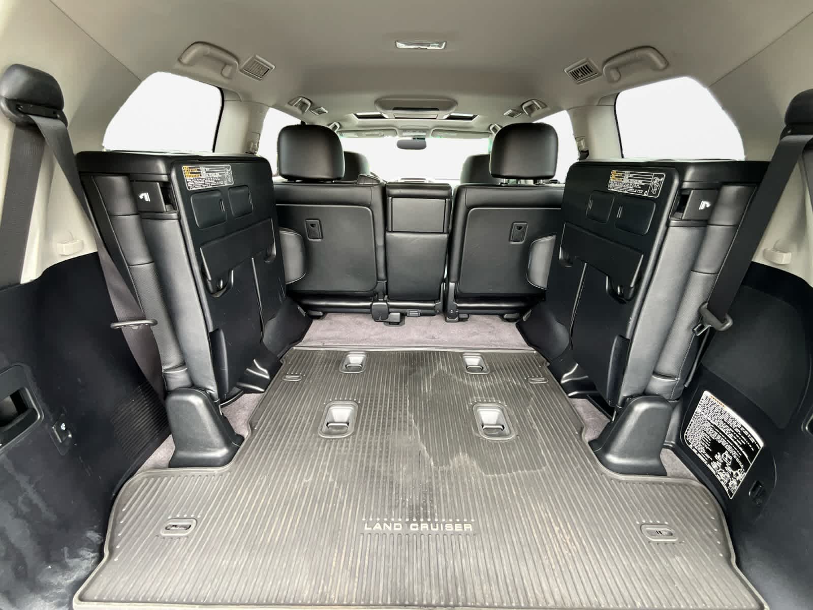 2014 Toyota Land Cruiser 4dr 4WD (Natl)
