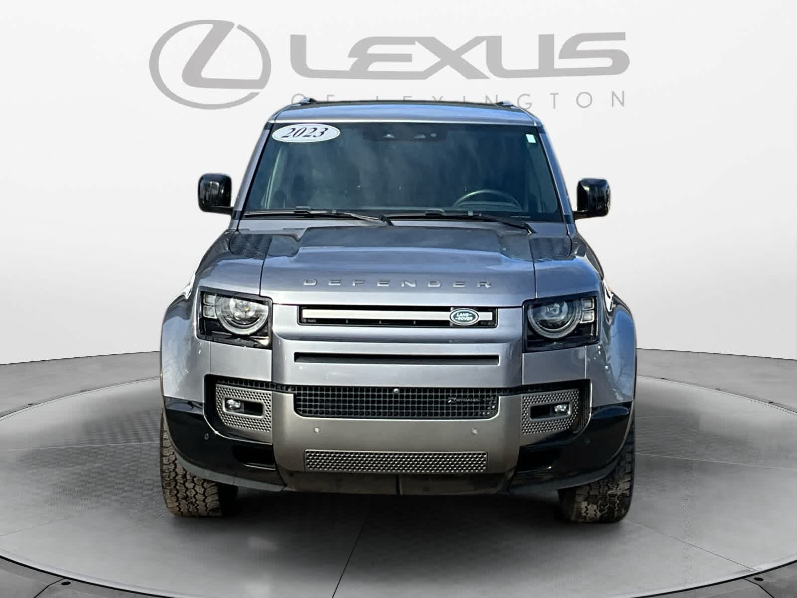 2023 Land Rover Defender X-Dynamic SE