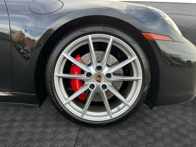 2022 Porsche 911 Carrera 4S