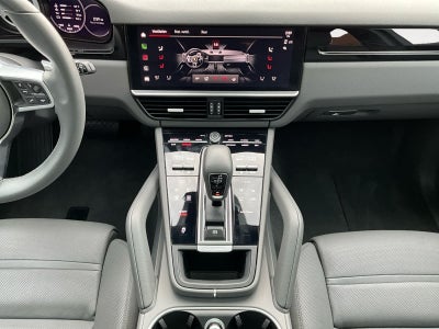 2023 Porsche Cayenne AWD