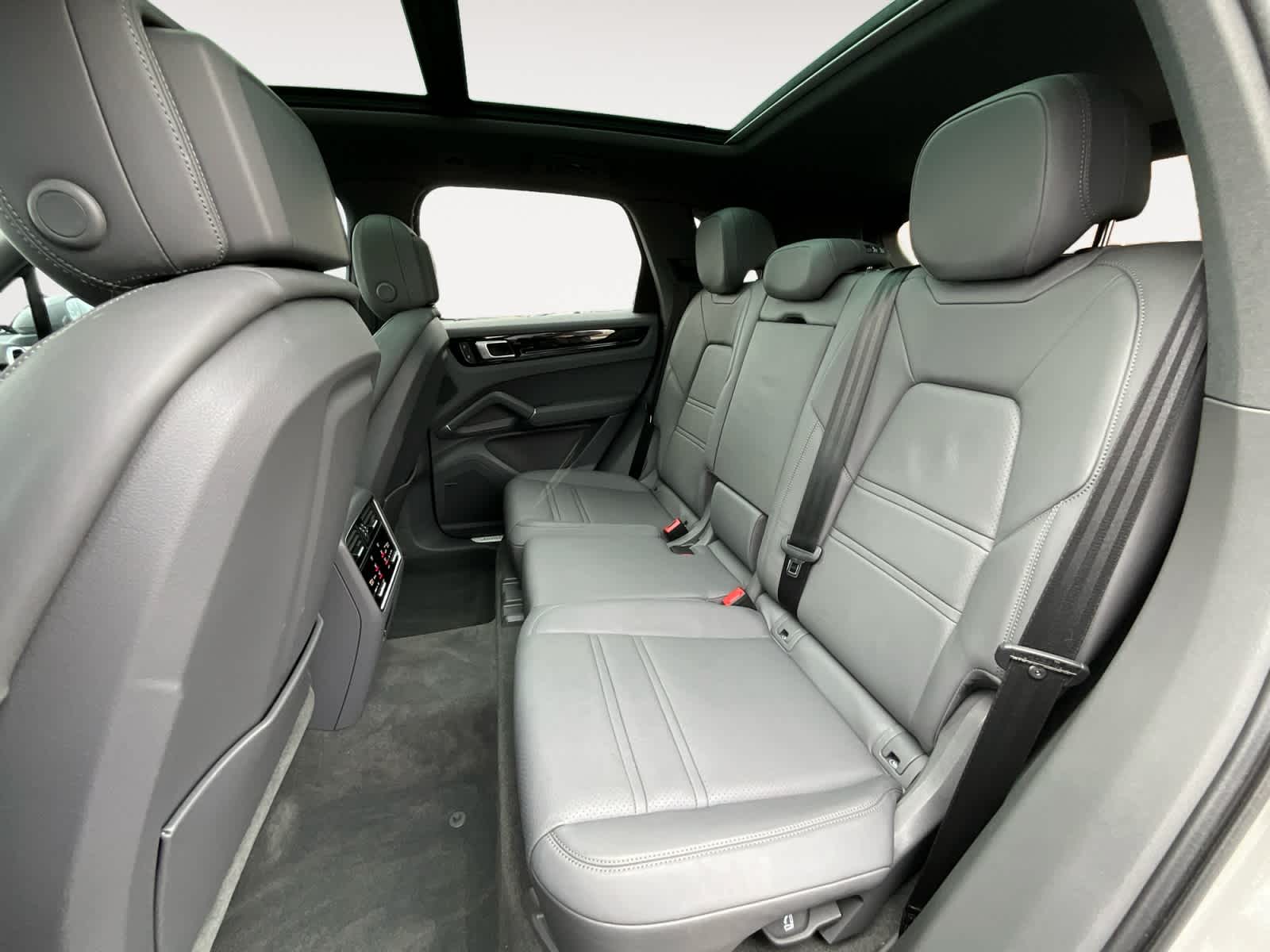 2023 Porsche Cayenne AWD