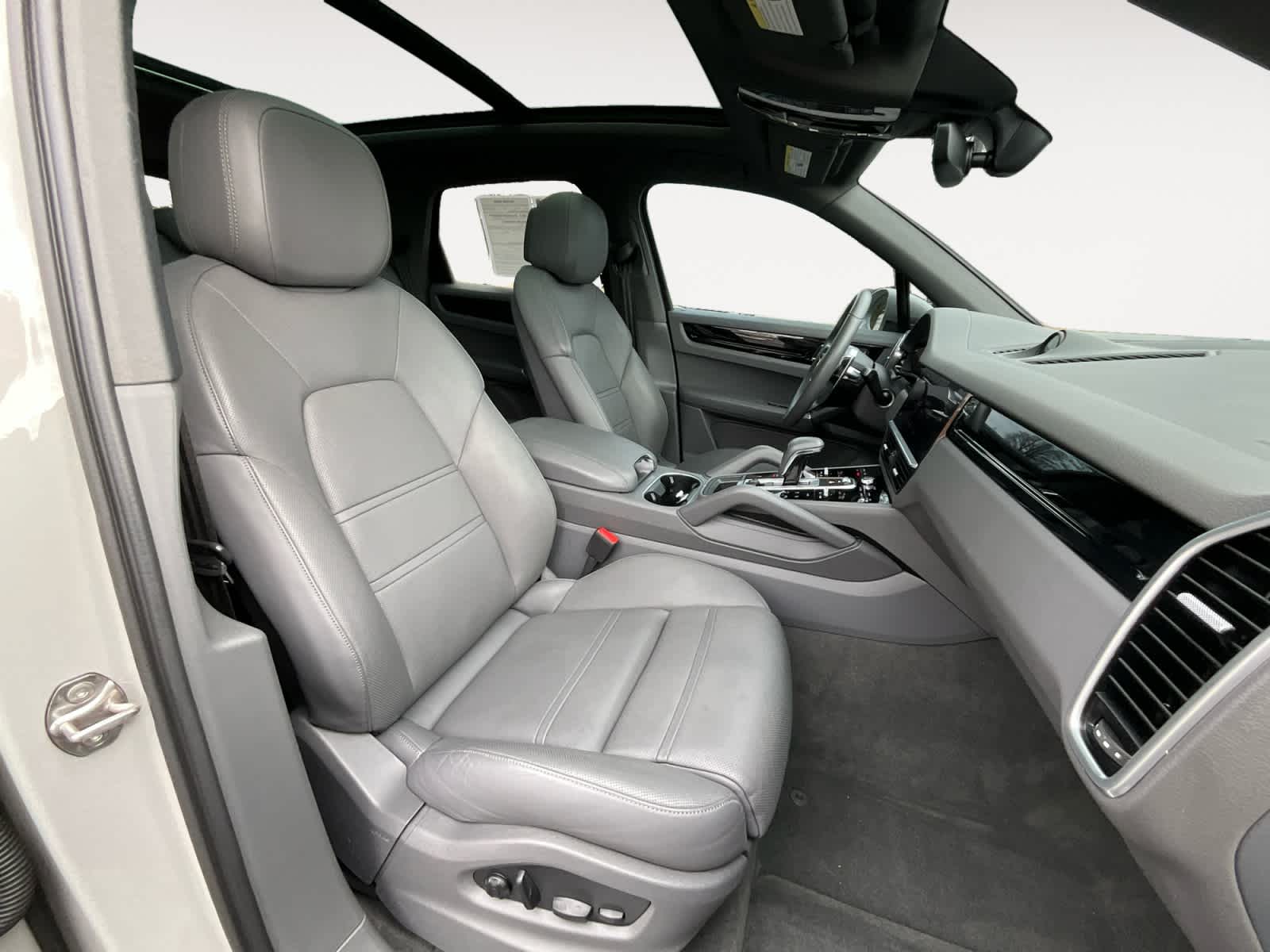 2023 Porsche Cayenne AWD