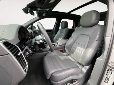 2023 Porsche Cayenne AWD