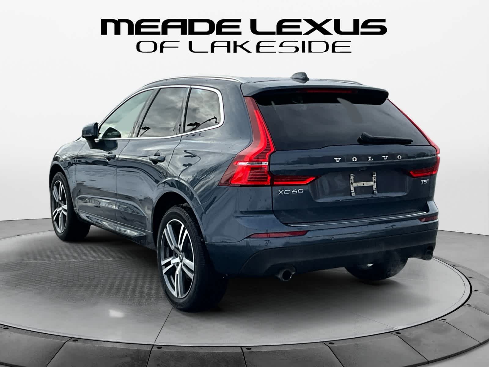 2021 Volvo XC60 Momentum