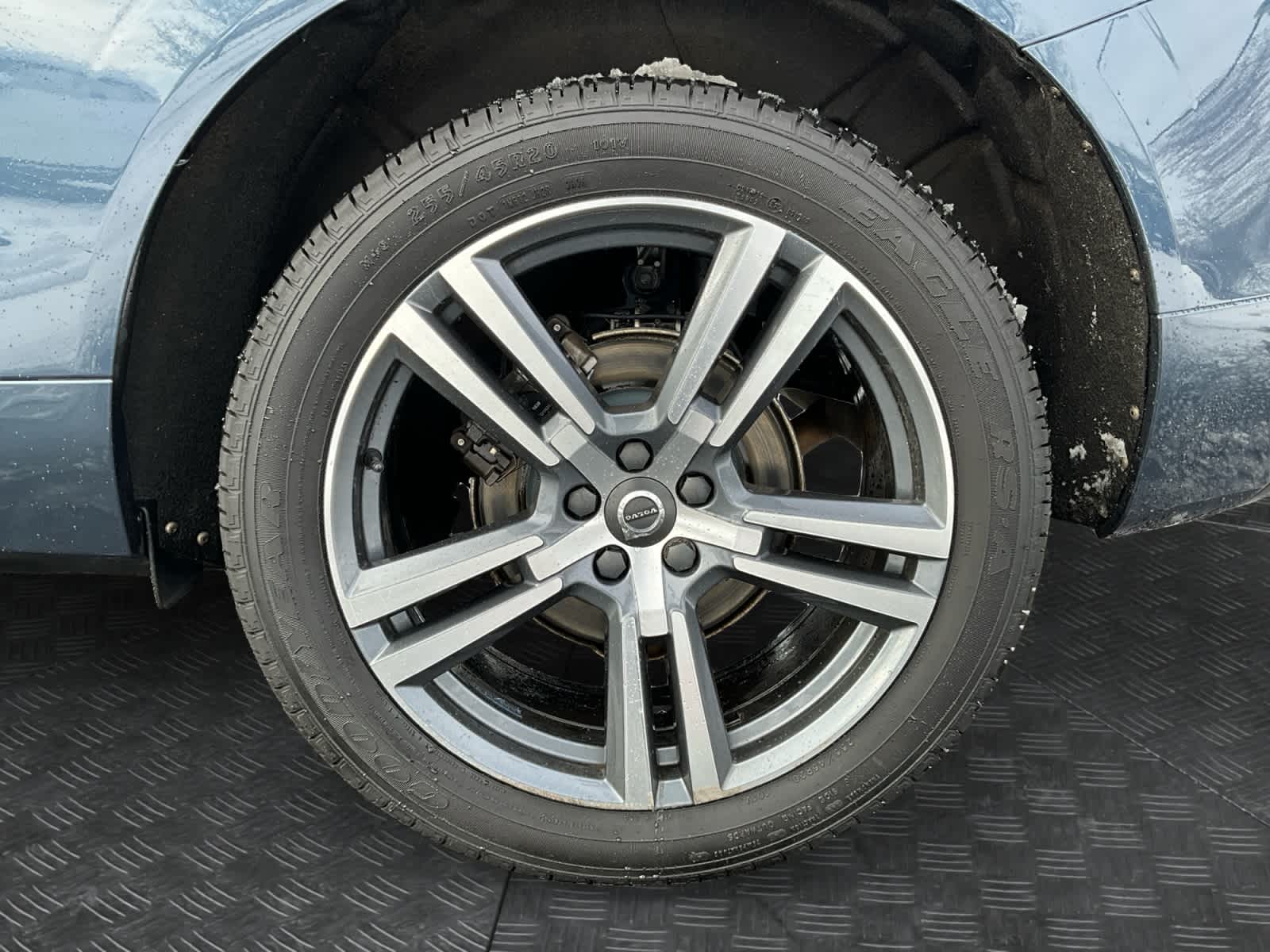 2021 Volvo XC60 Momentum