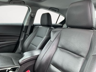 2016 Acura ILX w/Premium Pkg