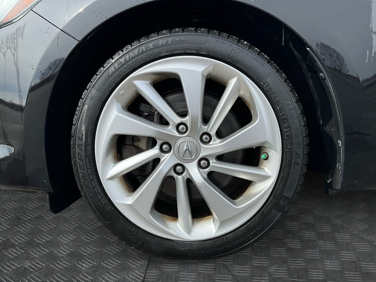 2016 Acura ILX w/Premium Pkg