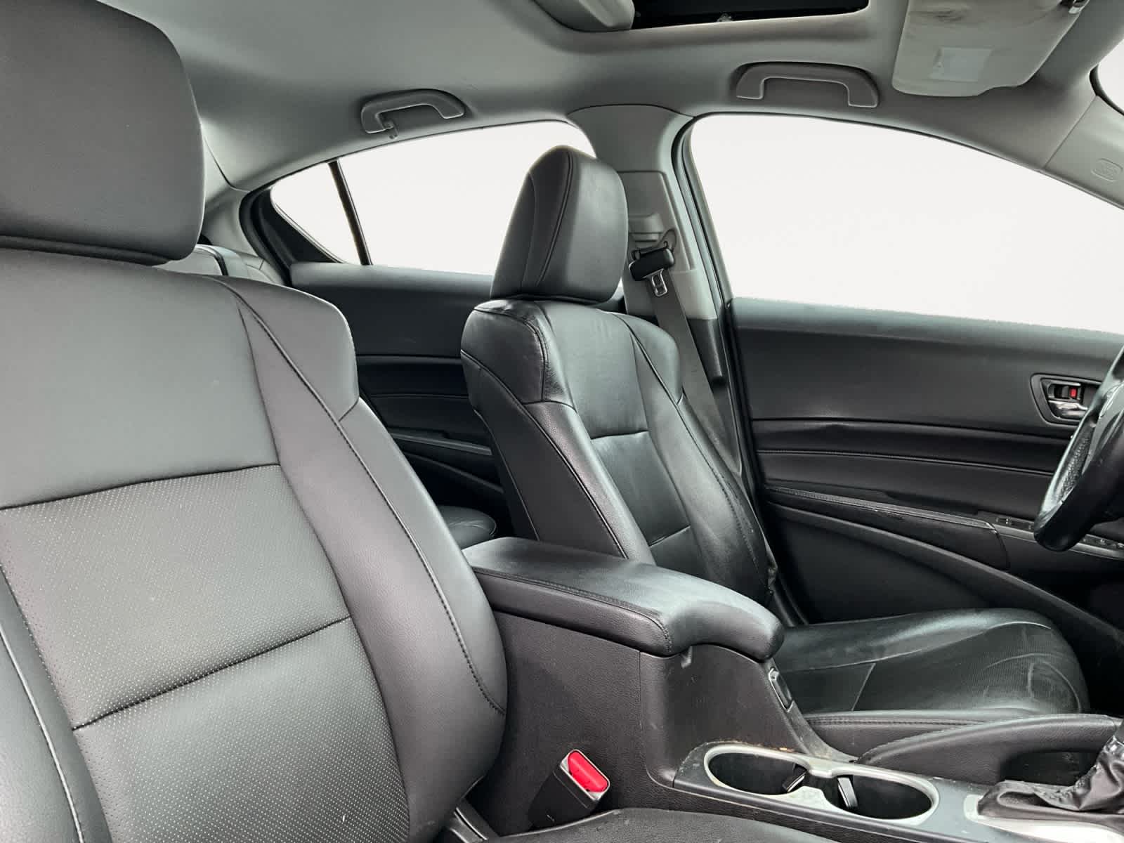 2016 Acura ILX w/Premium Pkg